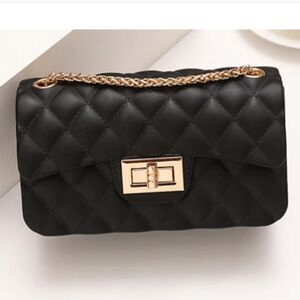 BRAND NEW SMALL BLACK METALLIC TONE DIAMOND PATTERN SILICONE PURSE